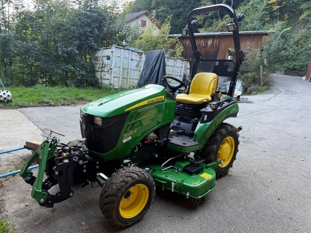 John Deere 2026R