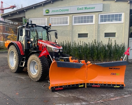 John Deere 6100M in Sonderlackierung