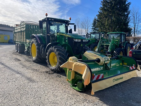 Krone EasyCut F360CV und Aufbau Querverkehrskamera