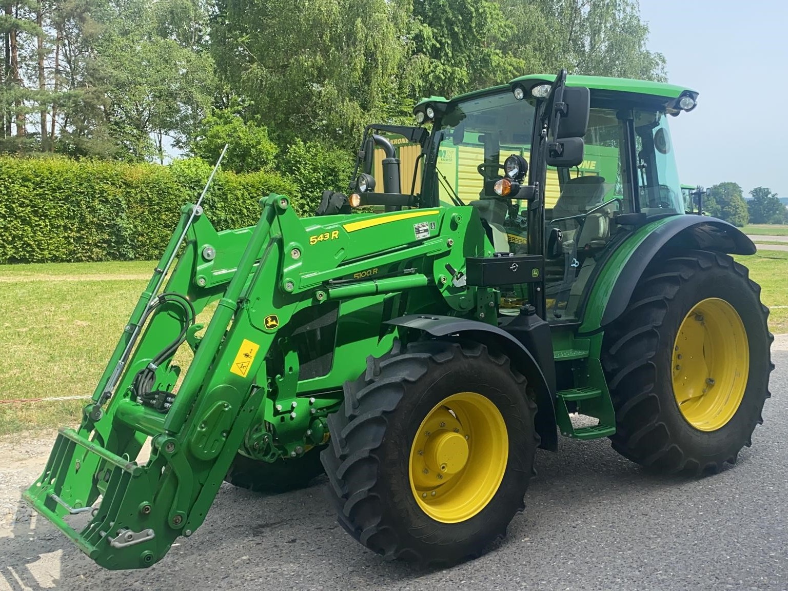 John Deere 5100R dübi