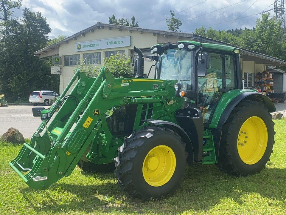 John Deere 6100M dübi8600